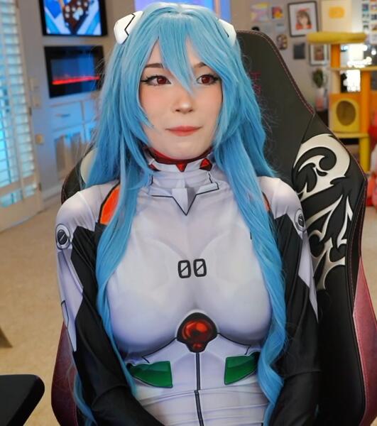 Emiru Jpg Chinese Cosplay Nudes - emirujpg Twitch Leaked Photos