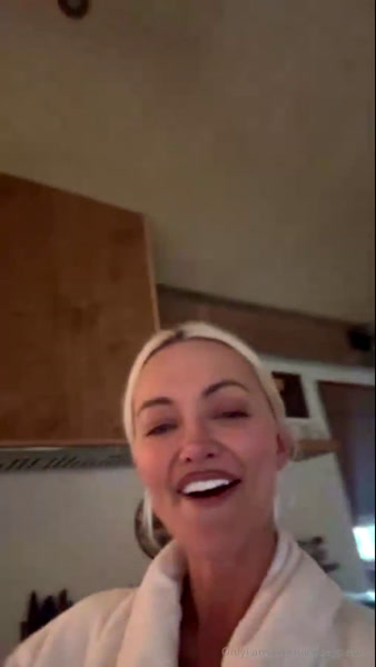Lindsey Pelas Hot Nudes - lindseypelas OnlyFans Leaked Videos
