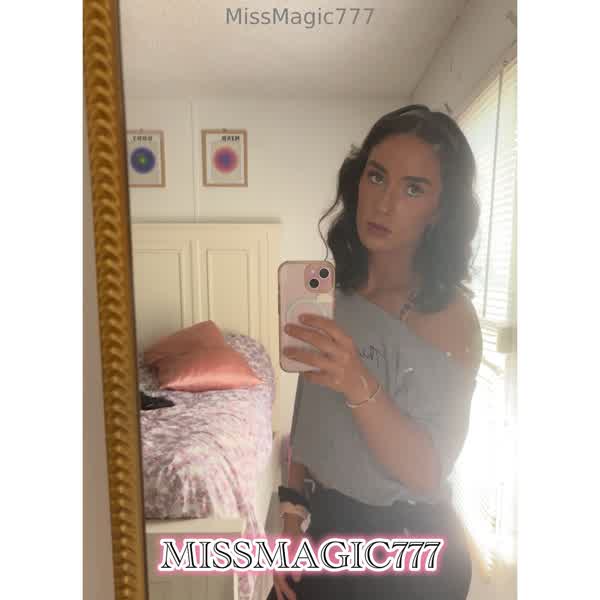 81596540bd97fd0d05a7fcd9203a90f9db6d0b93eddf55252bfcd918c08dd405 thumbnail