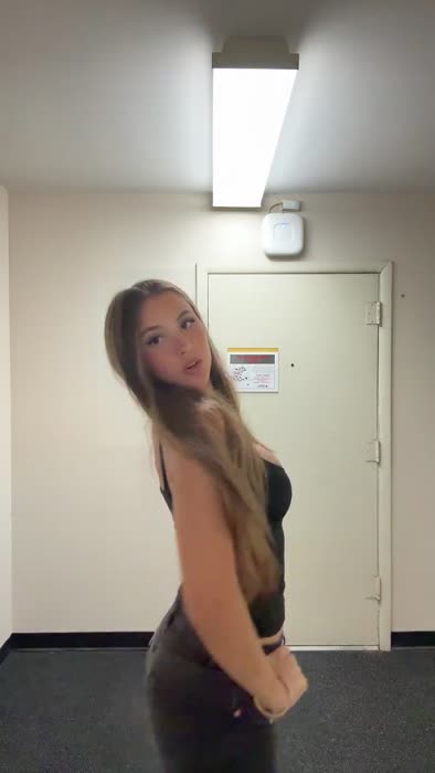 5c5b2ce87c1eec12ebc5ca58d195025adc57fde27ab4b9a3a1b008761a6c442f thumbnail